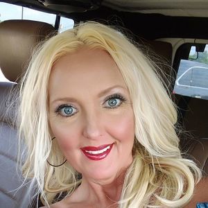 Meet your Posher, Paula